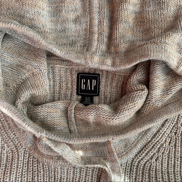 GAP Cozy Grey Knit Sweater - Picture 3 of 4